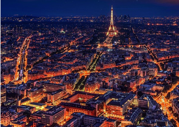 Debut Bond Sales Swell in Europe as Risks Mount